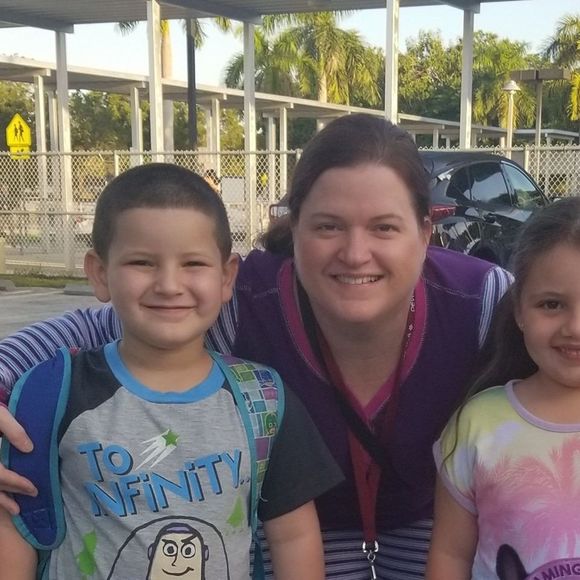 Meet your Posher, Julie - Picture 1 of 1